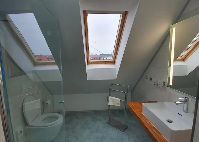 Hotel/restaurant Balkan Hotel *